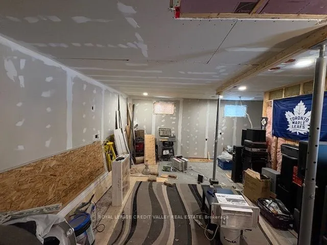 Additional image 12 of 21 Ellen St