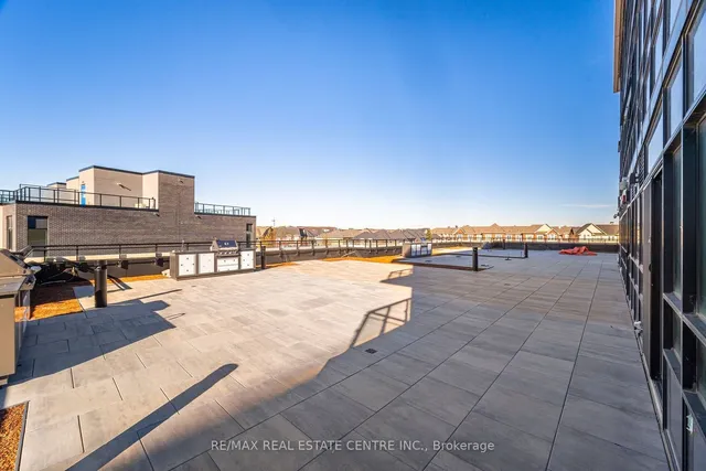 Additional image 23 of 395 Dundas St Unit 212