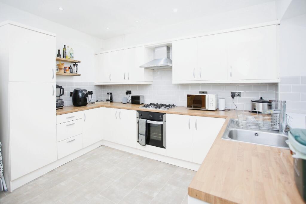 Additional image 6 of Llantrisant Road, Pontypridd, CF37