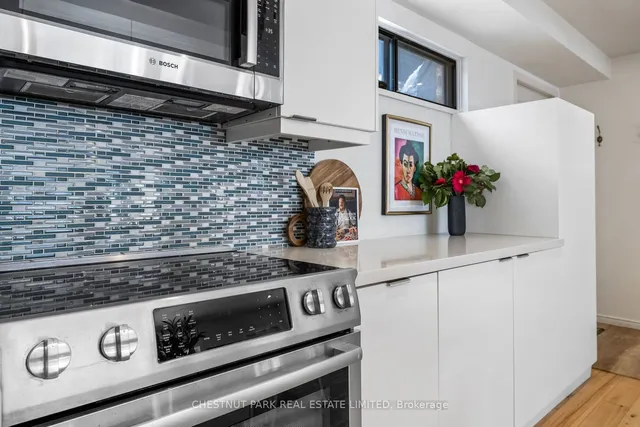 Additional image 8 of 70 Shaftesbury Ave Unit TH 11