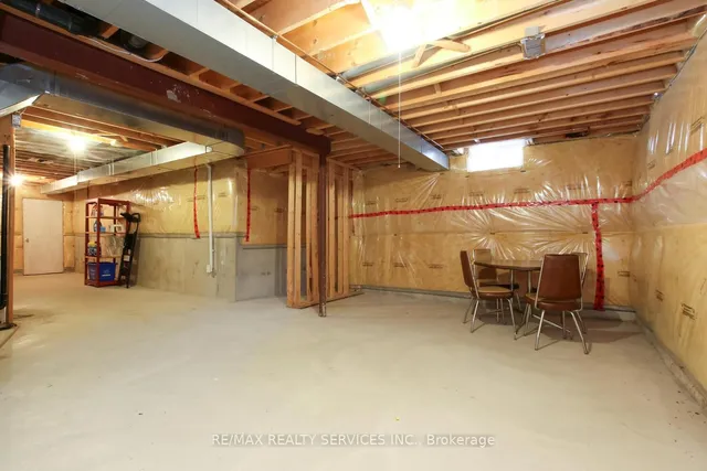 Additional image 34 of 83 Starhill Cres