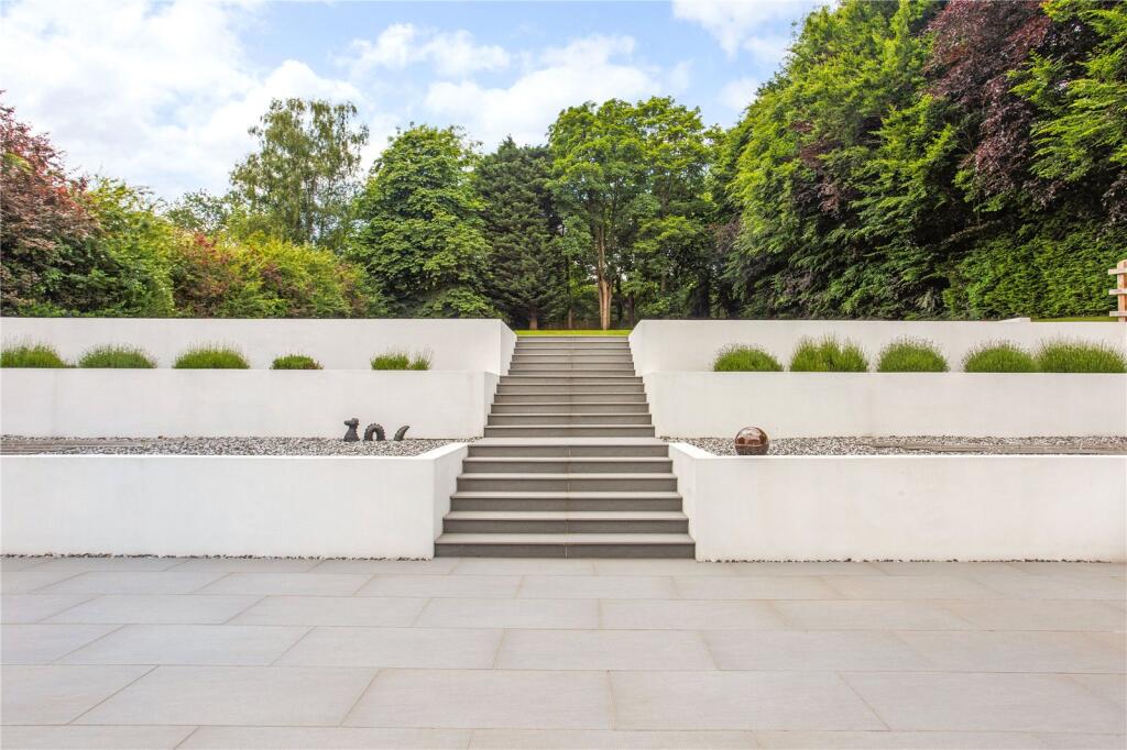 Additional image 18 of Harmer Green Lane, Welwyn, Hertfordshire, AL6