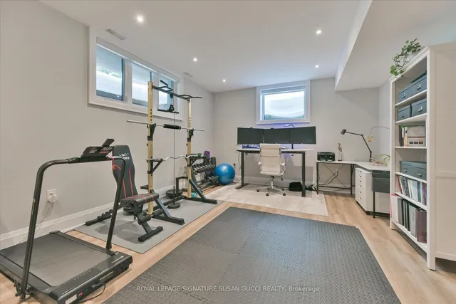 Additional image 34 of 39 Amsterdam Ave