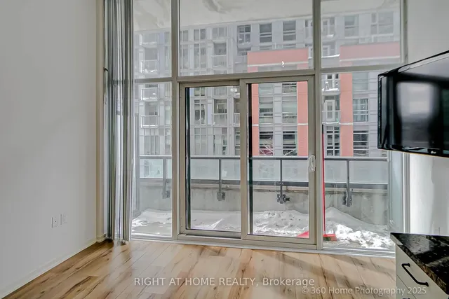 Additional image 25 of 36 Lisgar St Unit 306