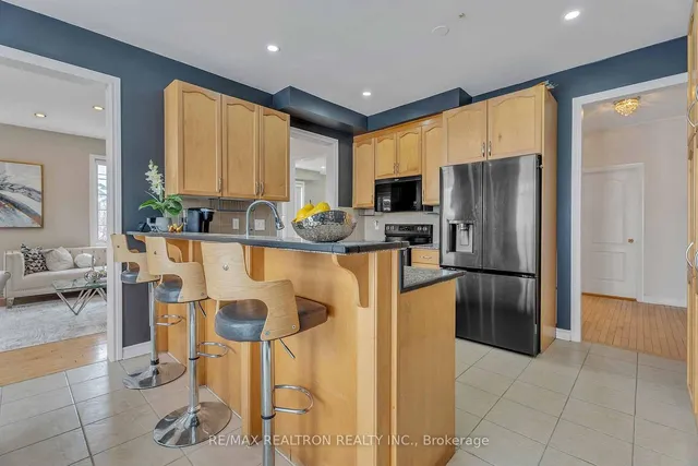 Additional image 21 of 12 Edgevalley Crt