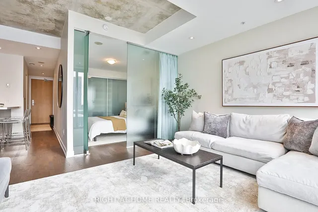 Additional image 12 of 629 King St Unit 1029