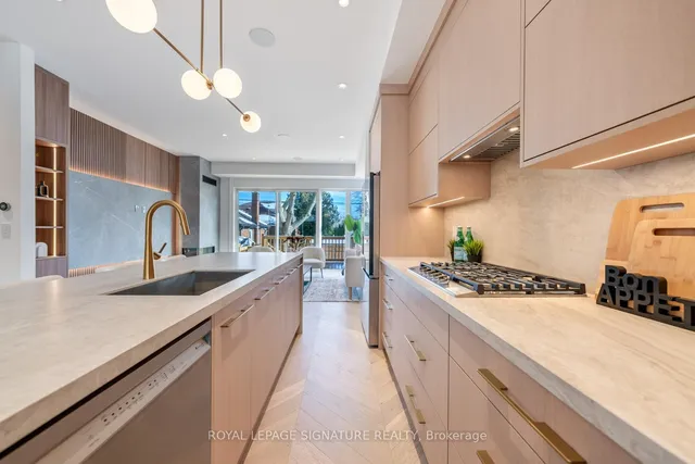 Additional image 16 of 211 Woodycrest Ave