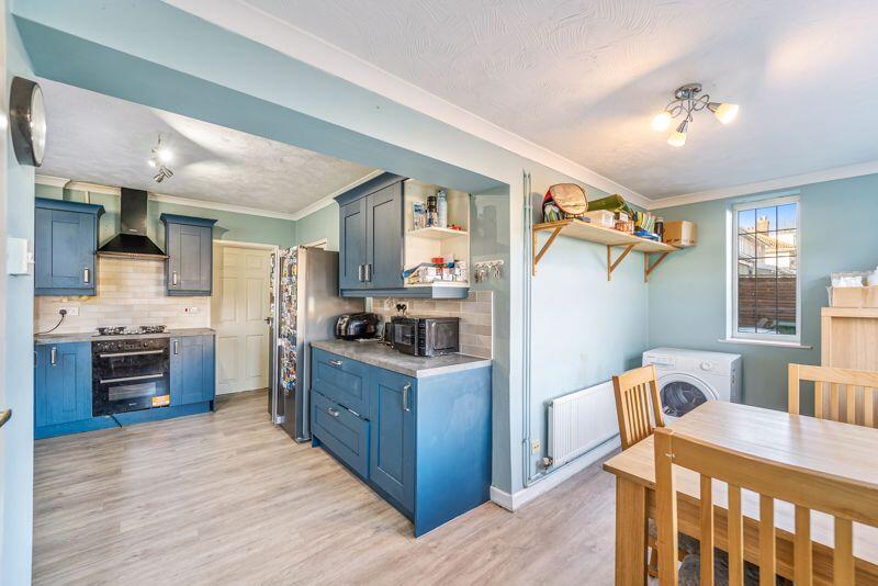 Additional image 10 of Belgrave Road, Milton - 3 DOUBLE BEDROOMS