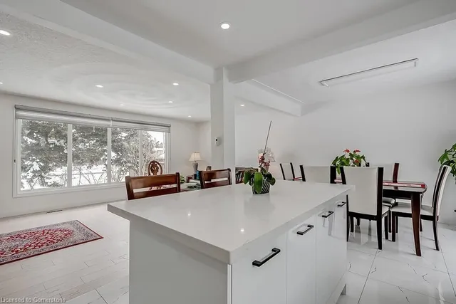 Additional image 20 of 431 Walker's Line