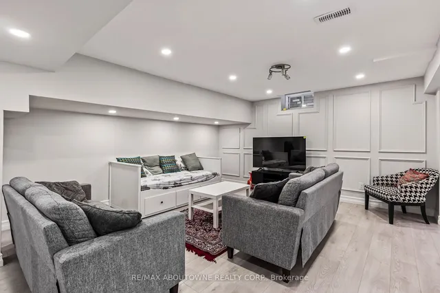 Additional image 32 of 339 Sixteen Mile Dr