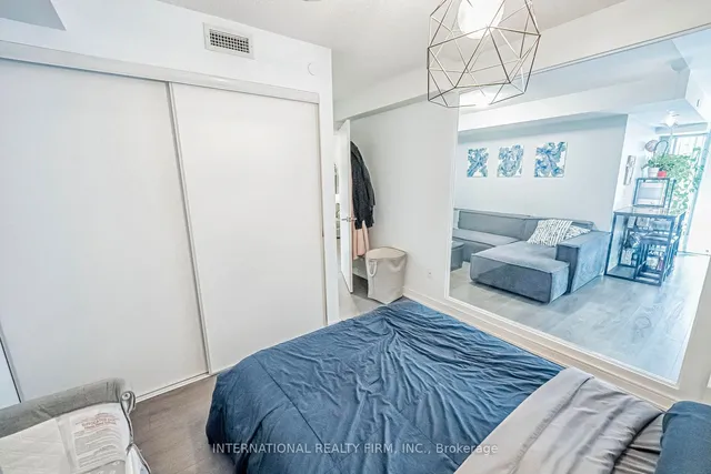 Additional image 18 of 525 Adelaide St Unit 520