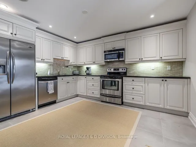 Additional image 18 of 38 Hi Mount Dr