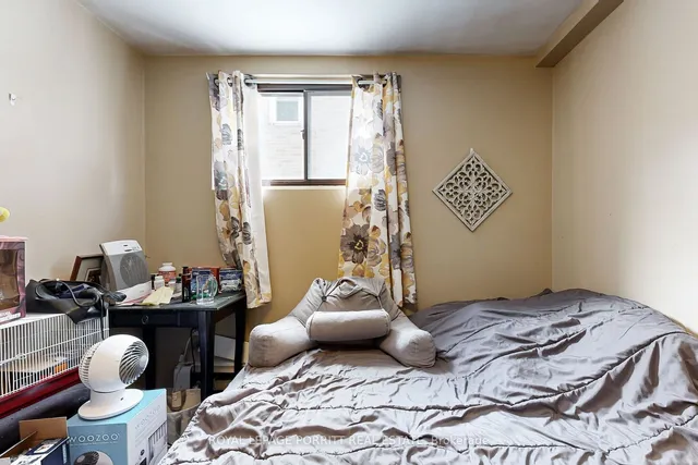 Additional image 15 of 15 Muskoka Ave