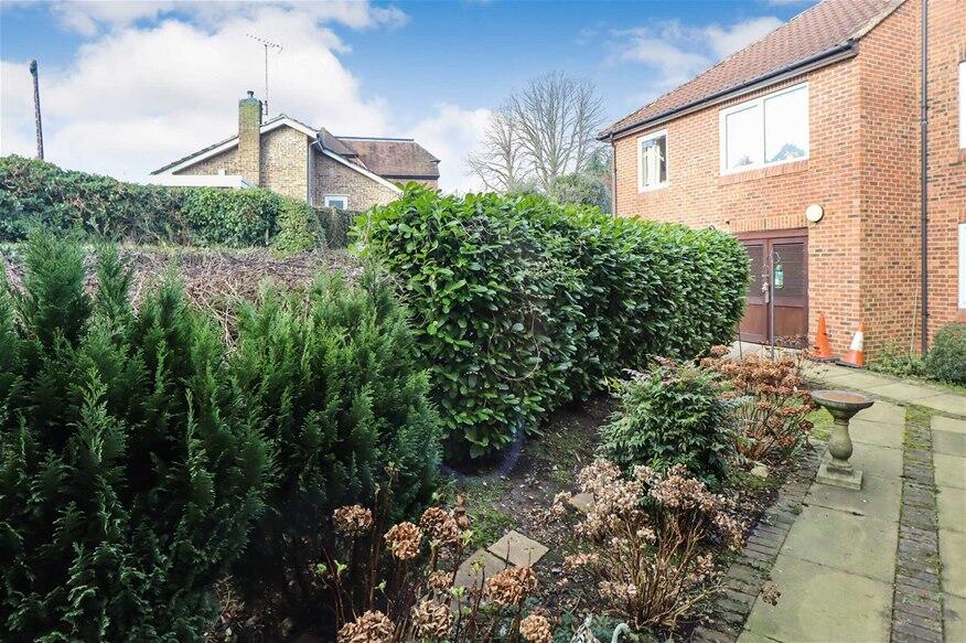 Additional image 6 of Roundwood Lane, Harpenden, AL5