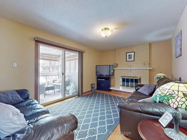 Additional image 13 of 5 Circuit Crt