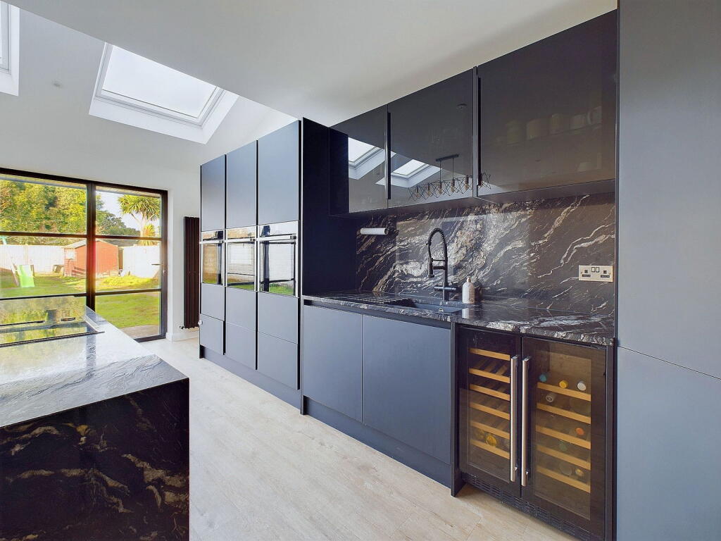 Additional image 4 of Loxwood Avenue, Worthing, BN14 7RF