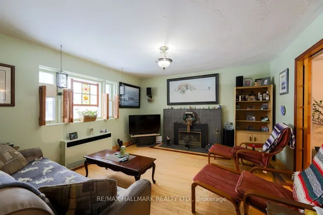 Additional image 3 of 17 Mystic Ave