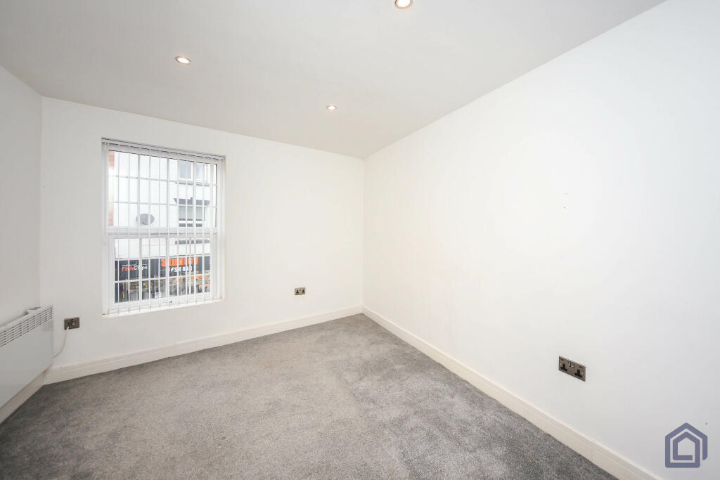 Additional image 10 of High Street, Studley, B80