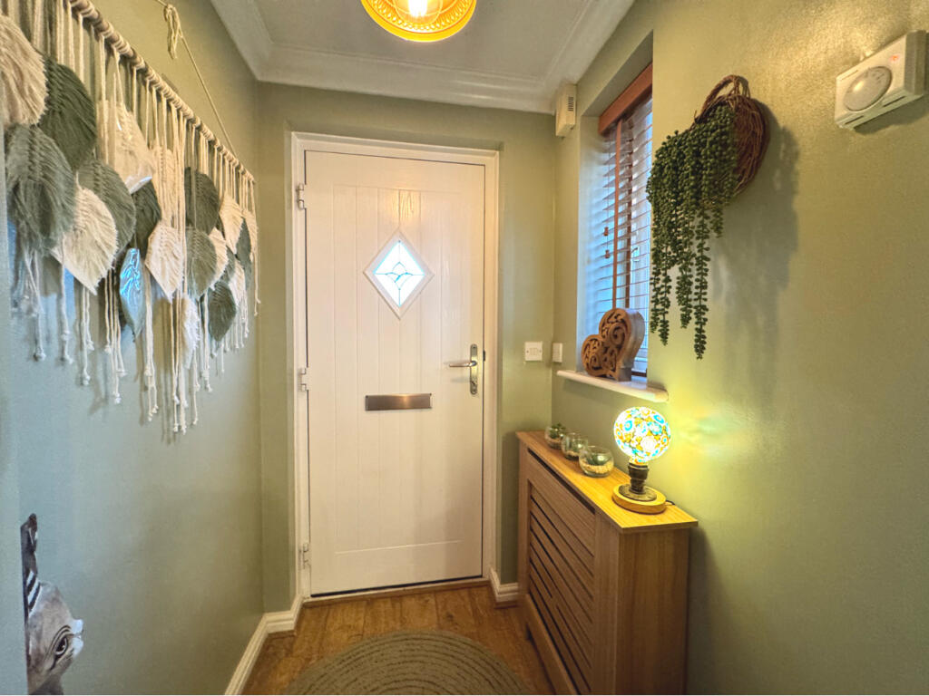 Additional image 2 of Golygfa'R Eglwys, Pontypridd