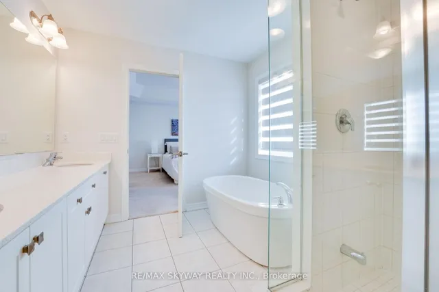 Additional image 24 of 516 Beckview Cres