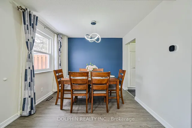 Additional image 12 of 6 Village Crt