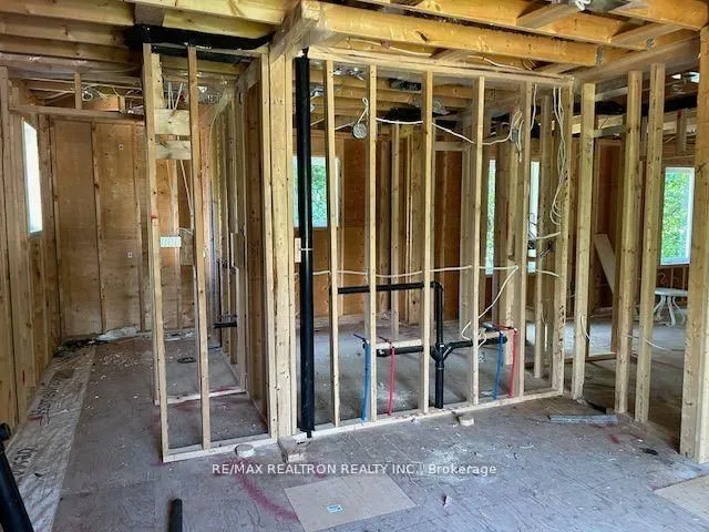 Additional image 2 of 213 Phyllis Ave