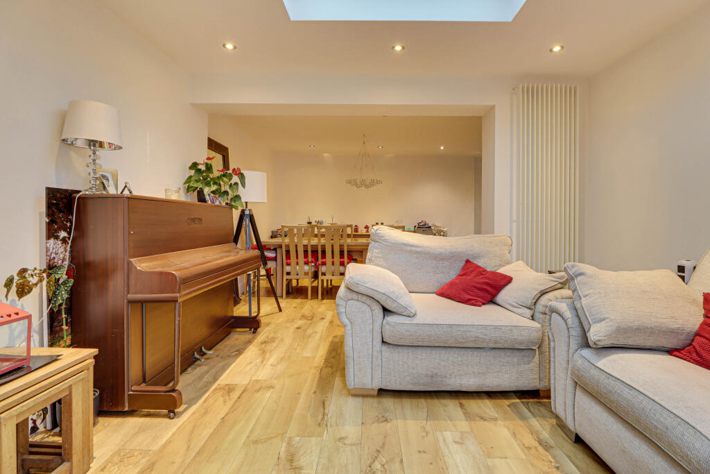 Additional image 8 of West Riding, Bricket Wood, AL2