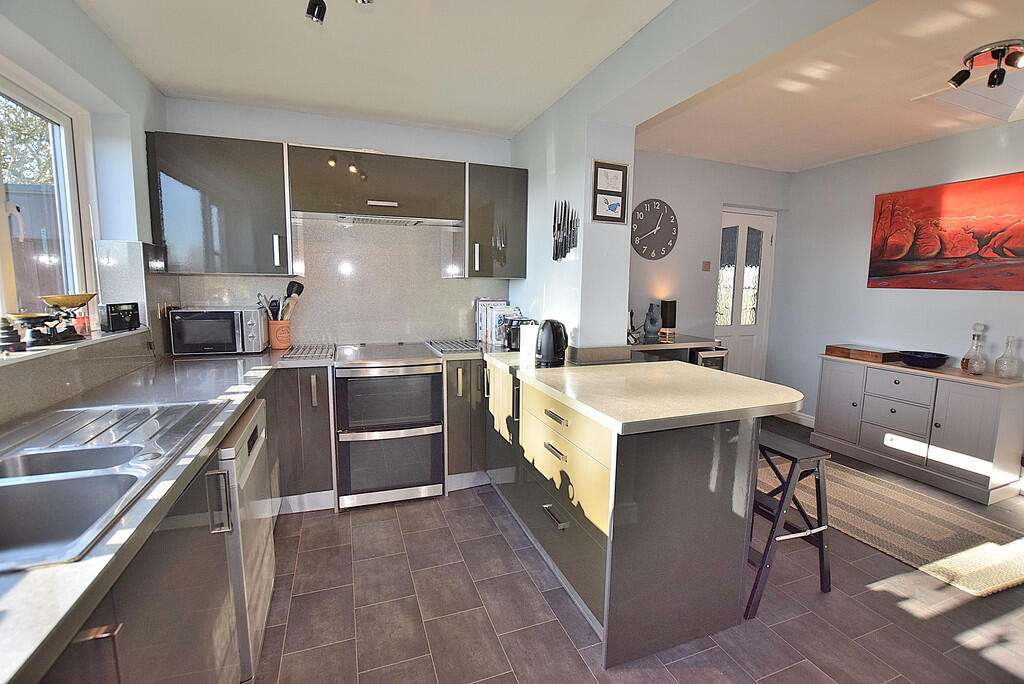 Additional image 7 of Hudswell