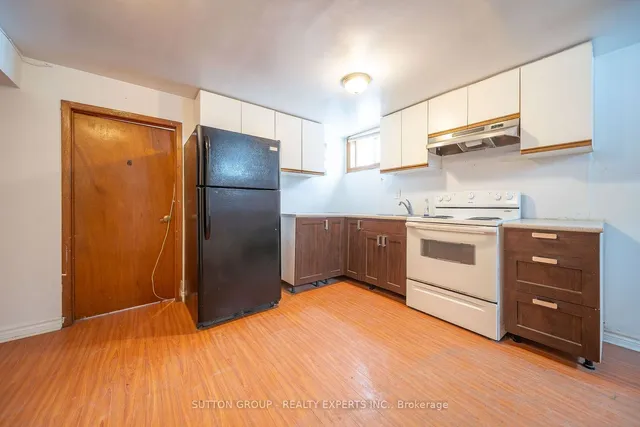 Additional image 30 of 131 Mcmurchy Ave