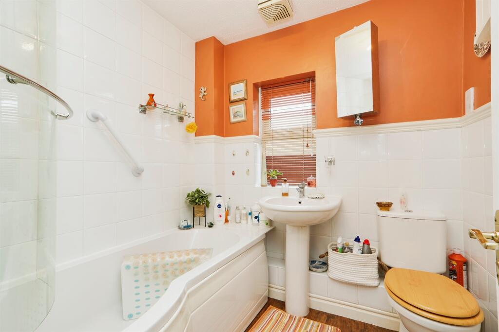 Additional image 10 of Apperley Road, Apperley Bridge, Bradford