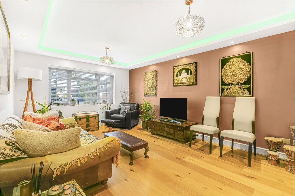 Additional image 12 of Pine Grove, Brookmans Park, Hertfordshire, AL9