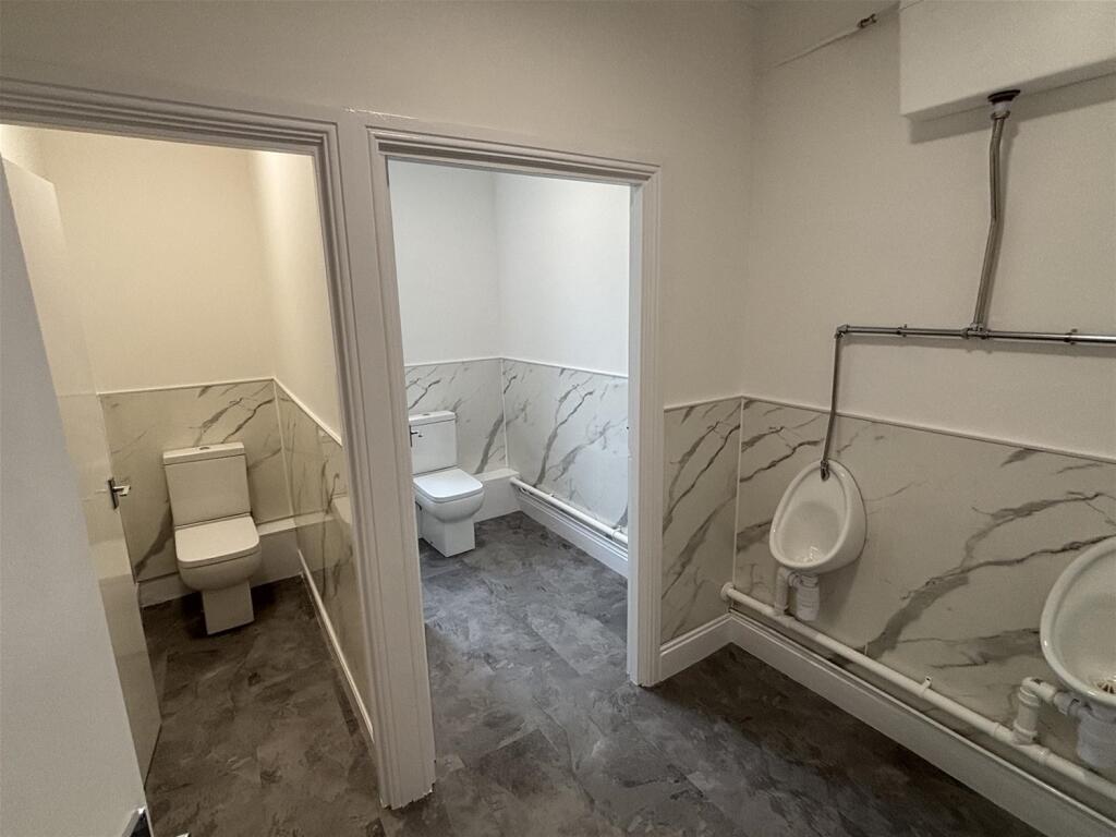 Additional image 6 of Vacant Unit, West Yorkshire