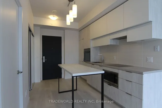 Additional image 6 of 8 Eglinton Ave Unit 1210