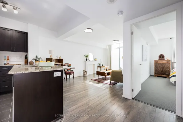 Additional image 16 of 816 Lansdowne Ave Unit 812