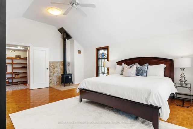 Additional image 18 of 38 Warren Cres