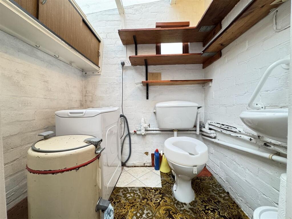 Additional image 14 of Grove Vale Avenue, Great Barr, Birmingham