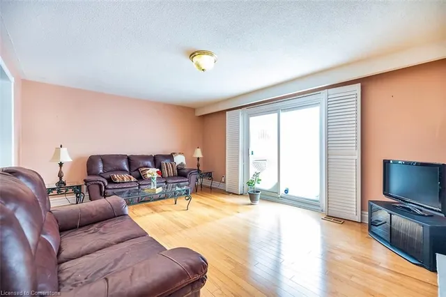 Additional image 10 of 3635 Kingston Rd