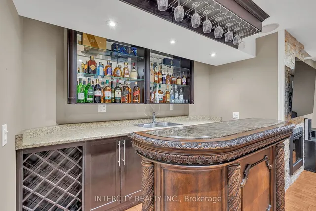 Additional image 35 of 22 Pasadena Ave