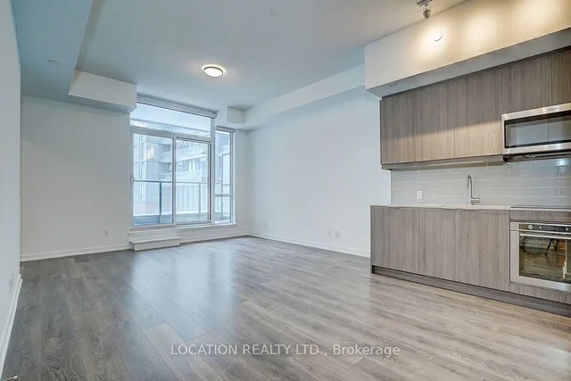 Additional image 4 of 32 Forest Manor Rd Unit 202