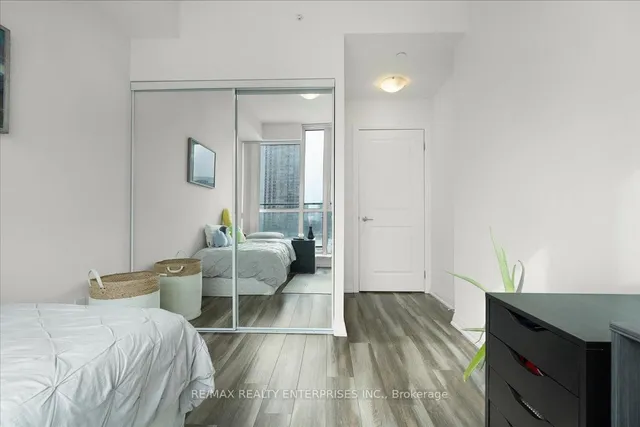 Additional image 16 of 75 Eglinton Ave Unit 502