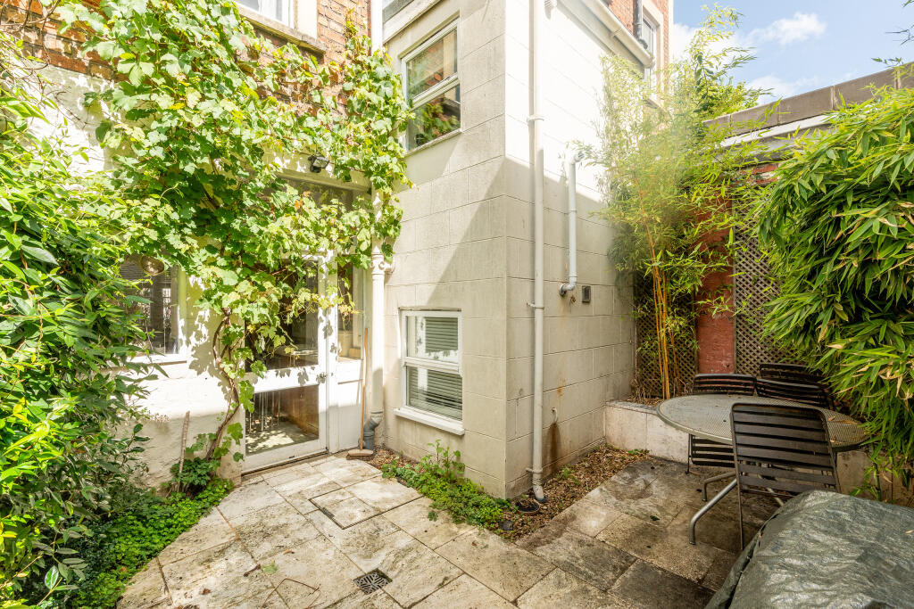 Additional image 5 of Sunningdale, Clifton, Bristol, BS8 2NF