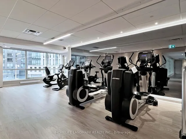 Additional image 4 of 1001 Bay St Unit 701