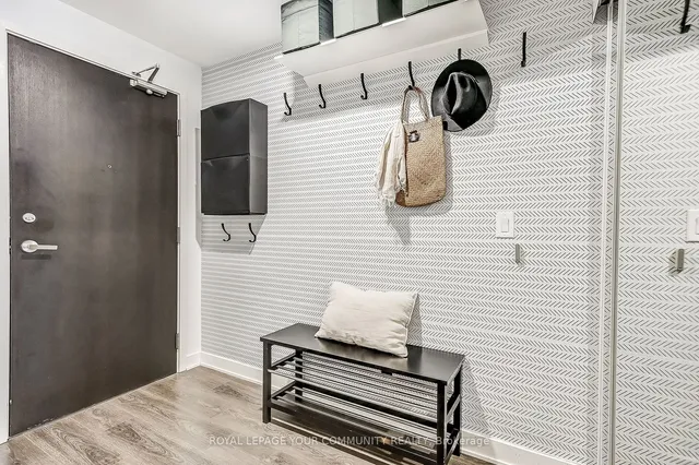 Additional image 2 of 170 Sumach St Unit 2007