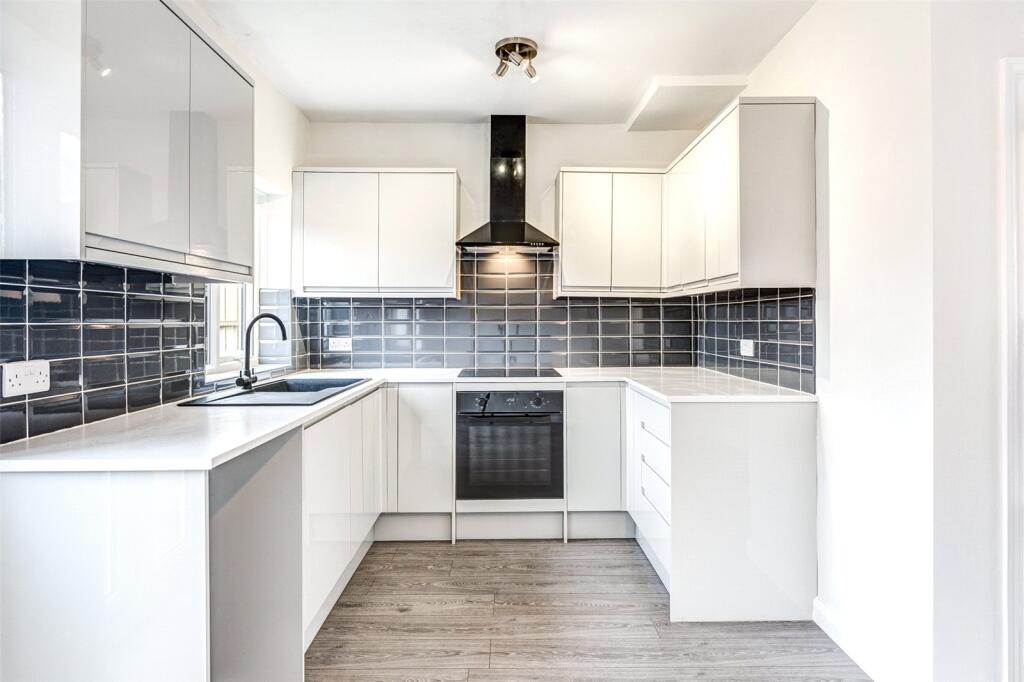 Additional image 13 of Grand Avenue, Lancing, West Sussex, BN15