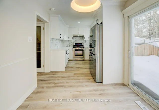 Additional image 14 of 144 Mooregate Cres