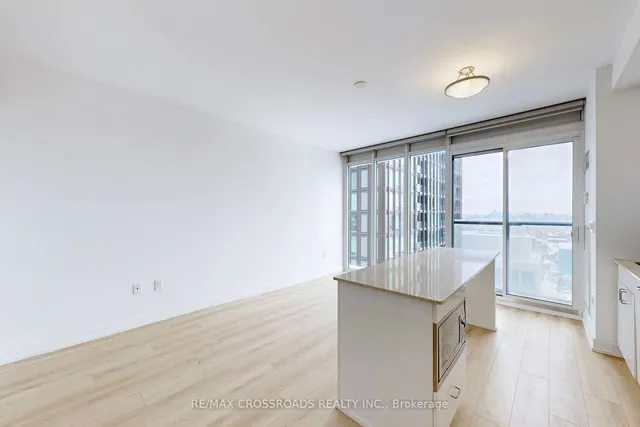 Additional image 9 of 426 University Ave Unit 2502