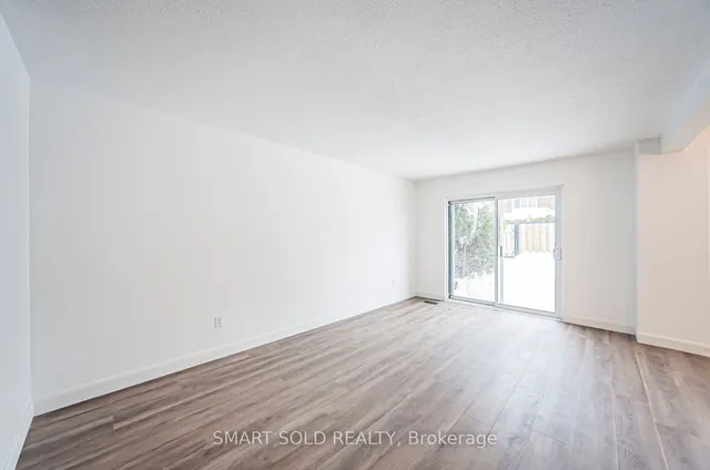 Additional image 9 of 25 Esterbrooke Ave Unit 113