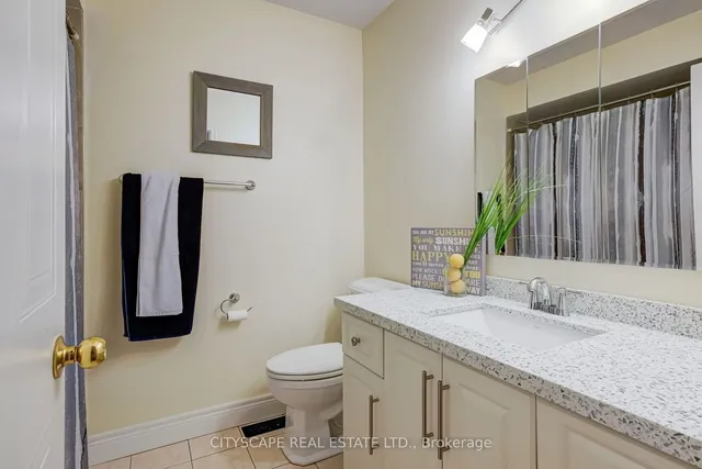 Additional image 22 of 102 Richwood Cres