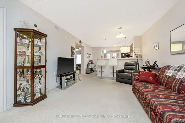 Additional image 6 of 1440 Main St Unit 109