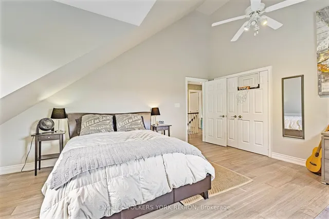 Additional image 33 of 5175 Pineridge Dr